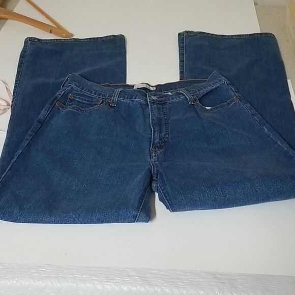 Levi's Denim - Levi perfectly slimming 512